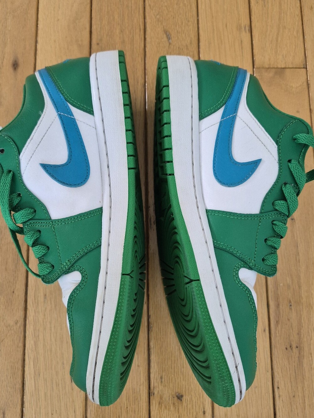 Jordan 1 Low Lucky Green Aquatone Women’s 10.5 Gorpcore Streetwear Dark Academia - Picture 5 of 12